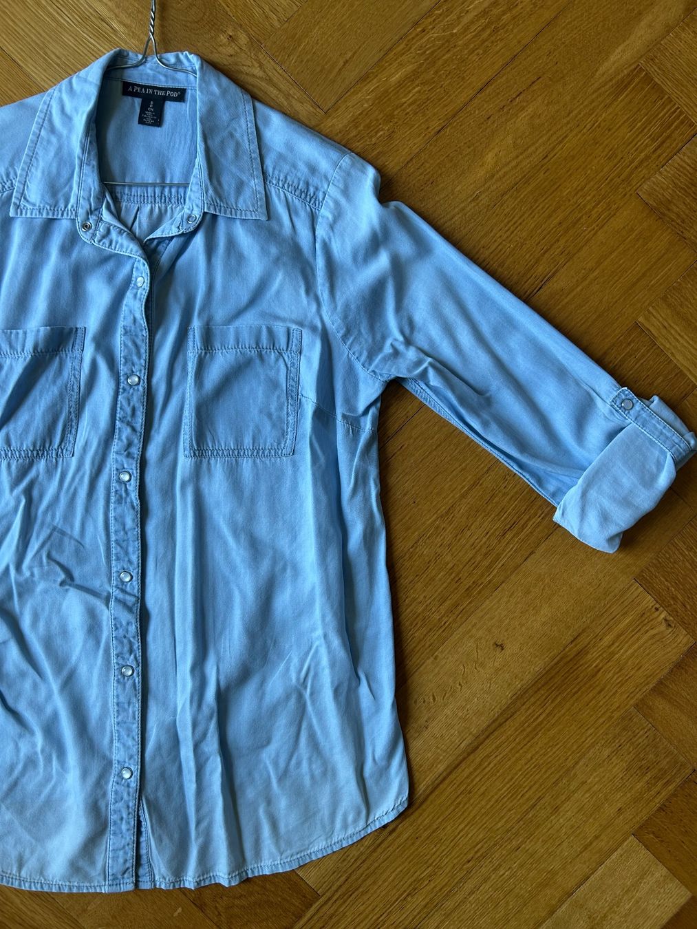Camicette: Maternity Jeansbluse von A Pea in the Pod – Usato da Zürich venduto da lau_zb7c 2