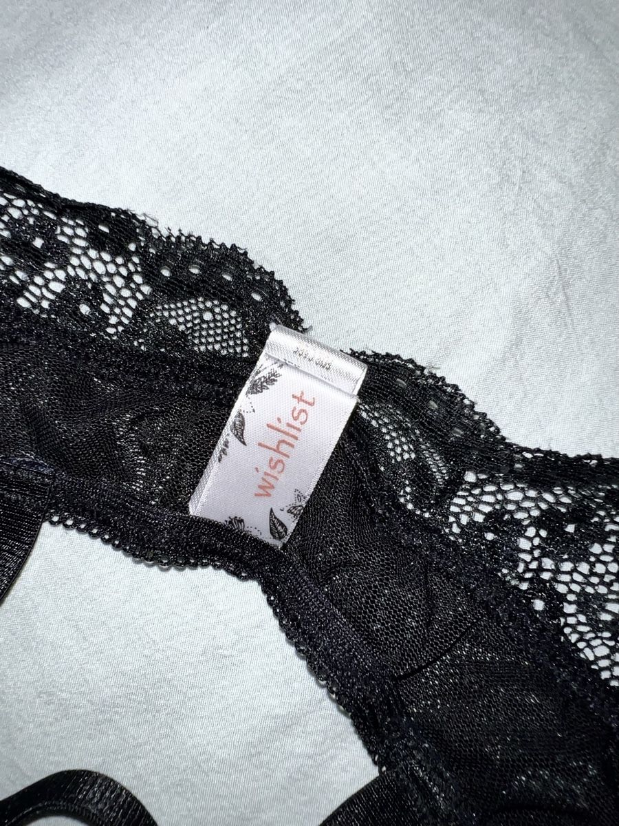 Autres dessous: Romantisches Bralette Spitze Schwarz Grösse L neuwertig  – Neuf (Voir description) à Zürich par Klimbim87 2