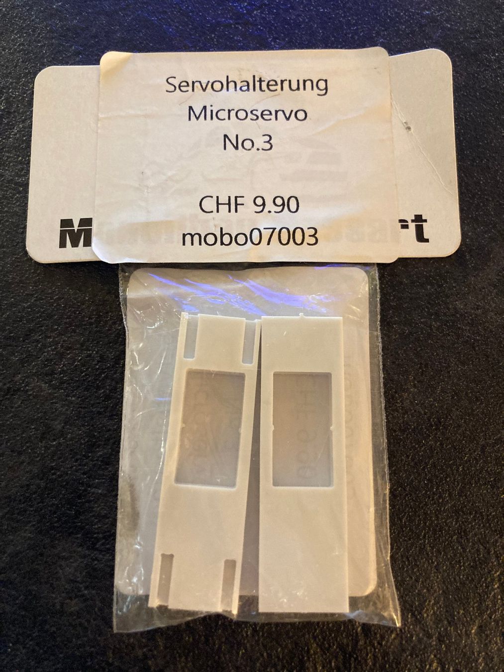 Modellismo RC: Servohalterun microservo no 3 fur truck – Nuovo e nell'imballaggio originale da Lausanne venduto da Techobby