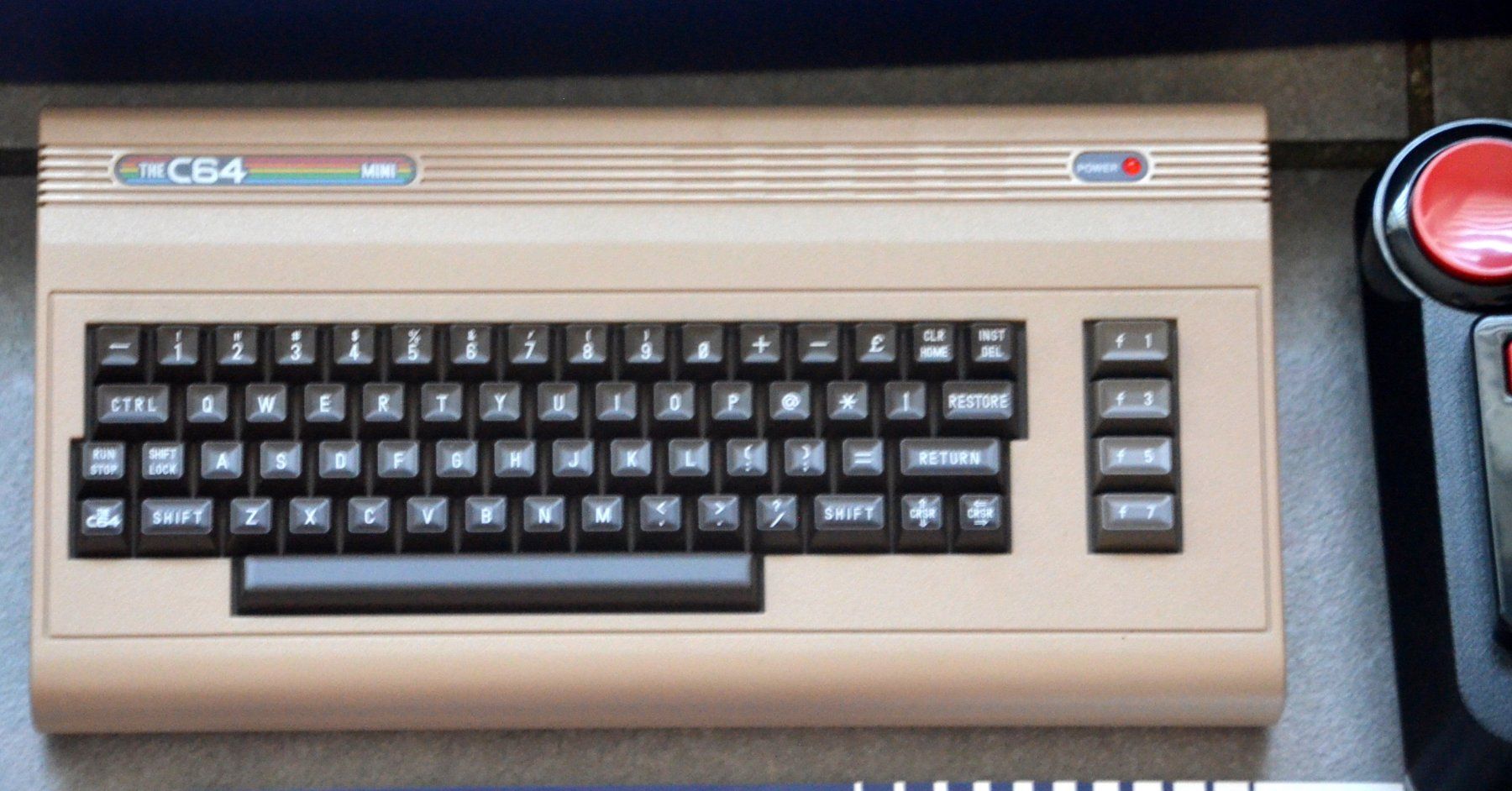 Commodore Konsolen: Commodore C64 Mini – Gebraucht aus Collonges von  2