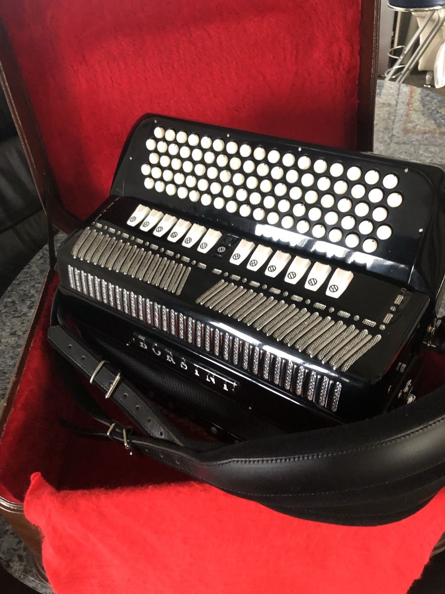 Strumenti musicali: Akkordeon Borsini mit cassoto – Usato da Neu St. Johann venduto da Gaga-2019