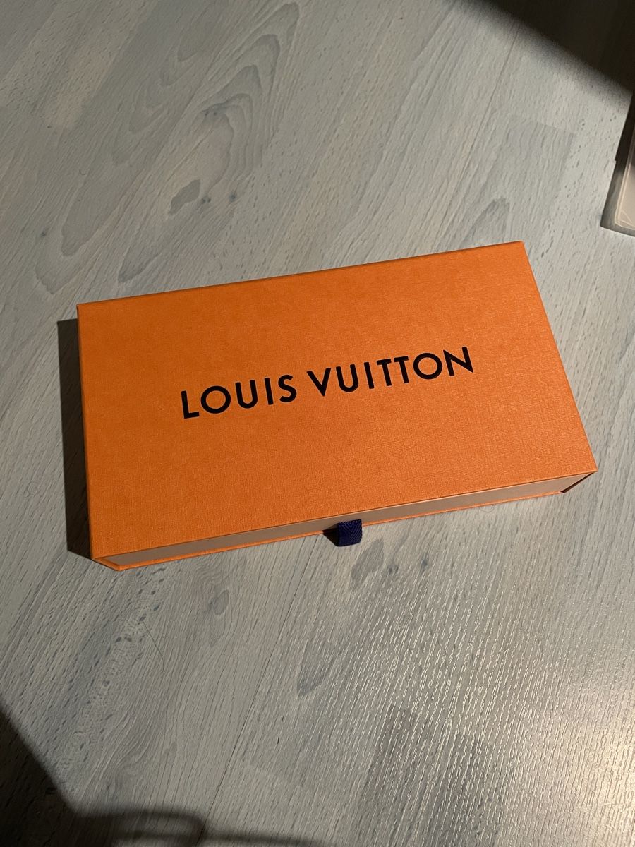 Louis Vuitton Portamonete: Louis Vuitton Emilie Wallet Canvas Rose – Nuovo (secondo la descrizione) da Olten venduto da pal_6ytd 3
