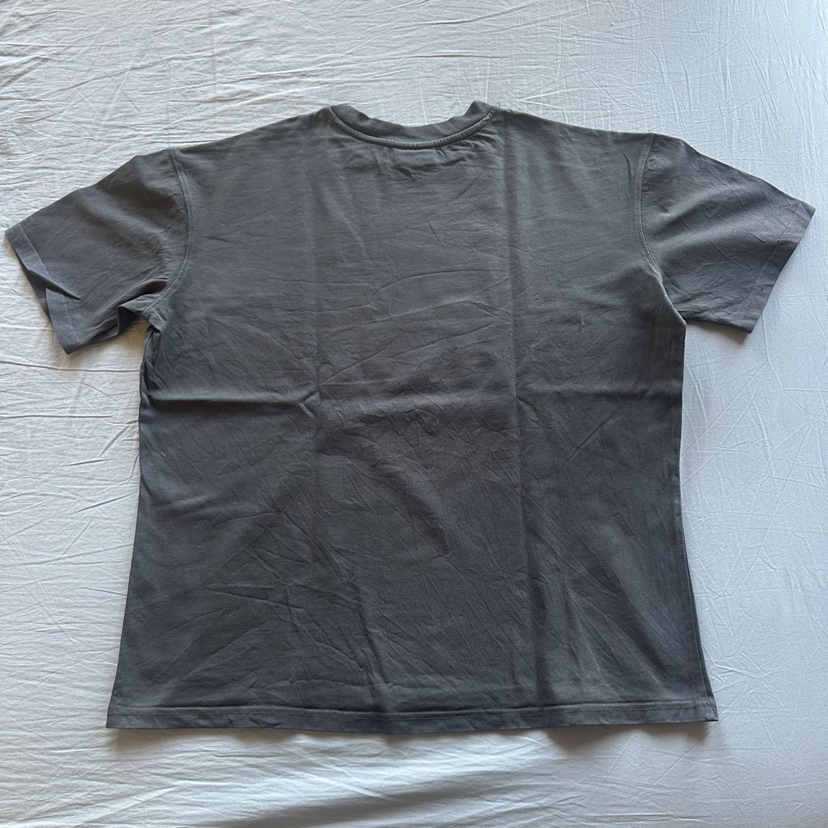 T-shirt: T-Shirt Elevate Clothing – Nuovo (secondo la descrizione) da Visperterminen venduto da manunik 1