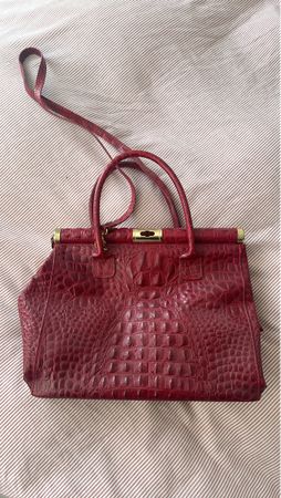 Elegante Handtasche in Kroko-Optik, bordeauxrot, Top Zustand