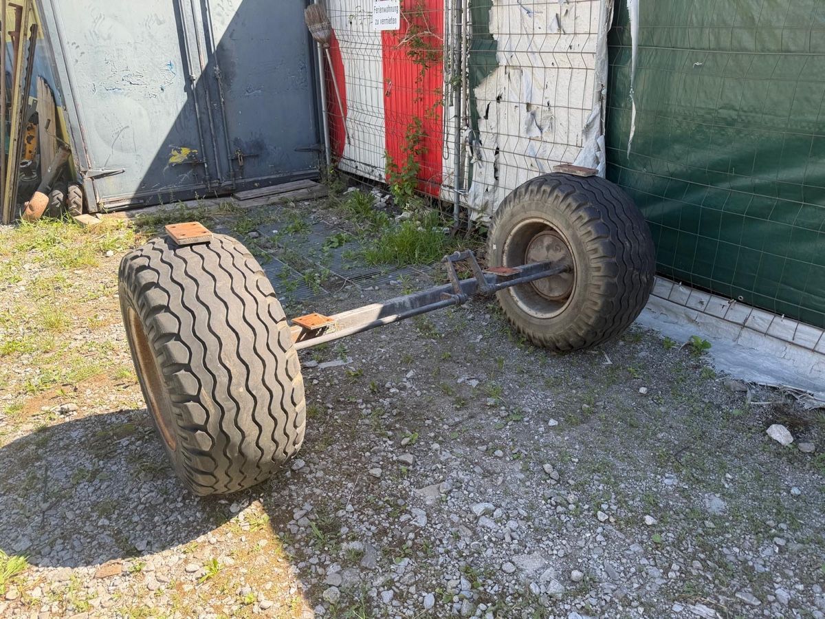 Rimorchi: Achse ex Ladewagen – Usato da Uttigen venduto da Safety123