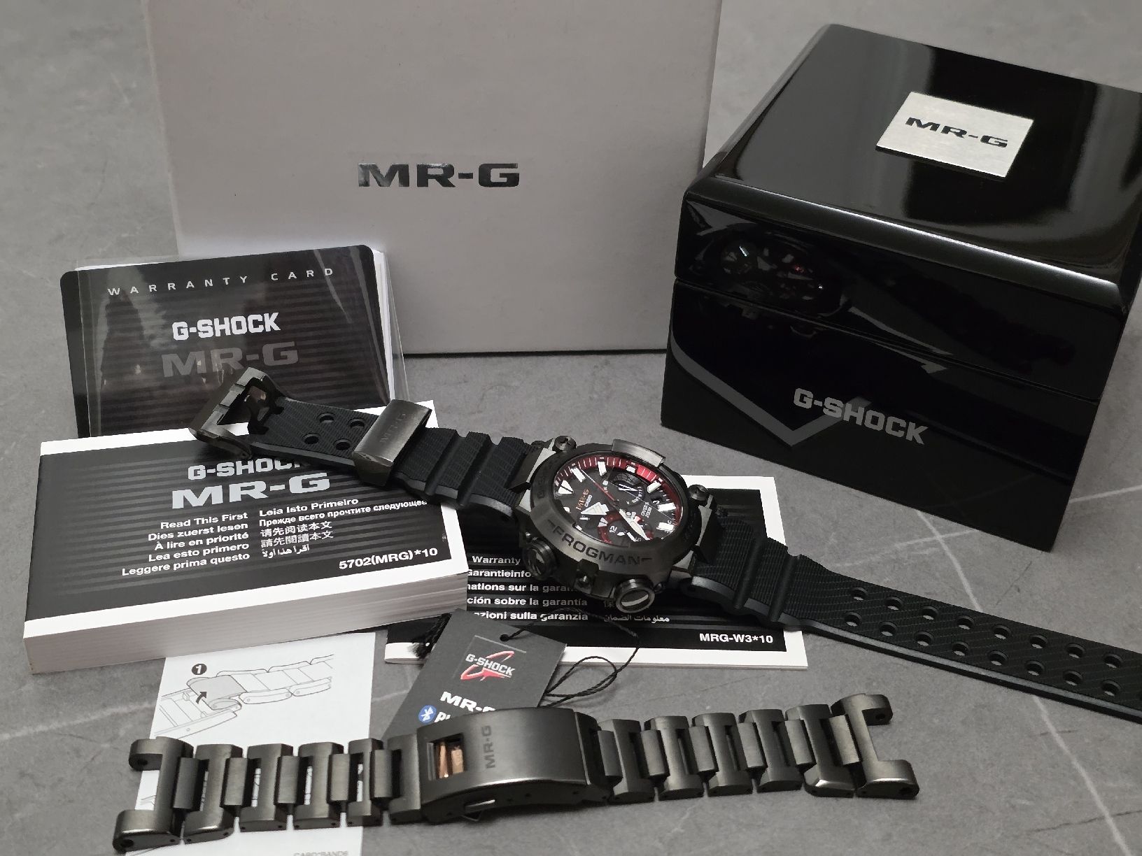 Casio Montres: Casio G-Shock MRG-BF1000B-1ADR Frogman – Neuf avec emballage d'origine à Brugg AG par MEiRATimepieces 1