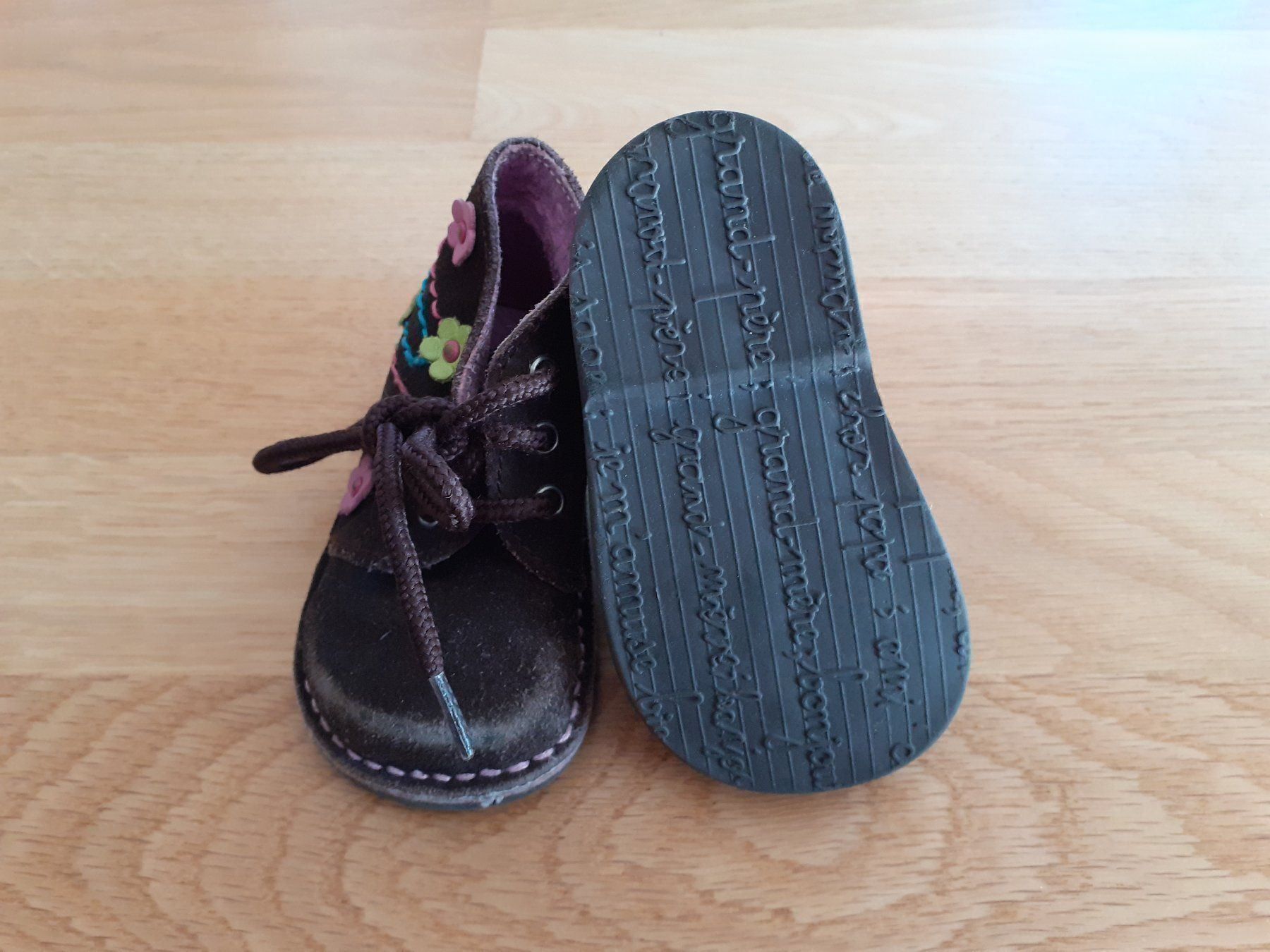 Scarpe per ragazzi: Herzige Lederschuhe, Gr. 18 – Usato da Wabern venduto da jeroalila 2