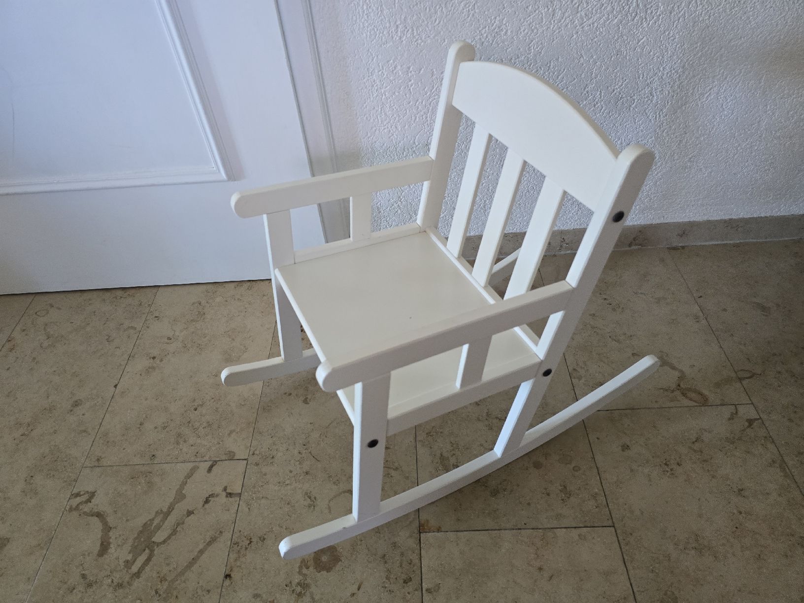Ikea Stühle: Kinder Schaukelstuhl, Holz, weiss – Gebraucht aus Lommiswil von PositiveVibe