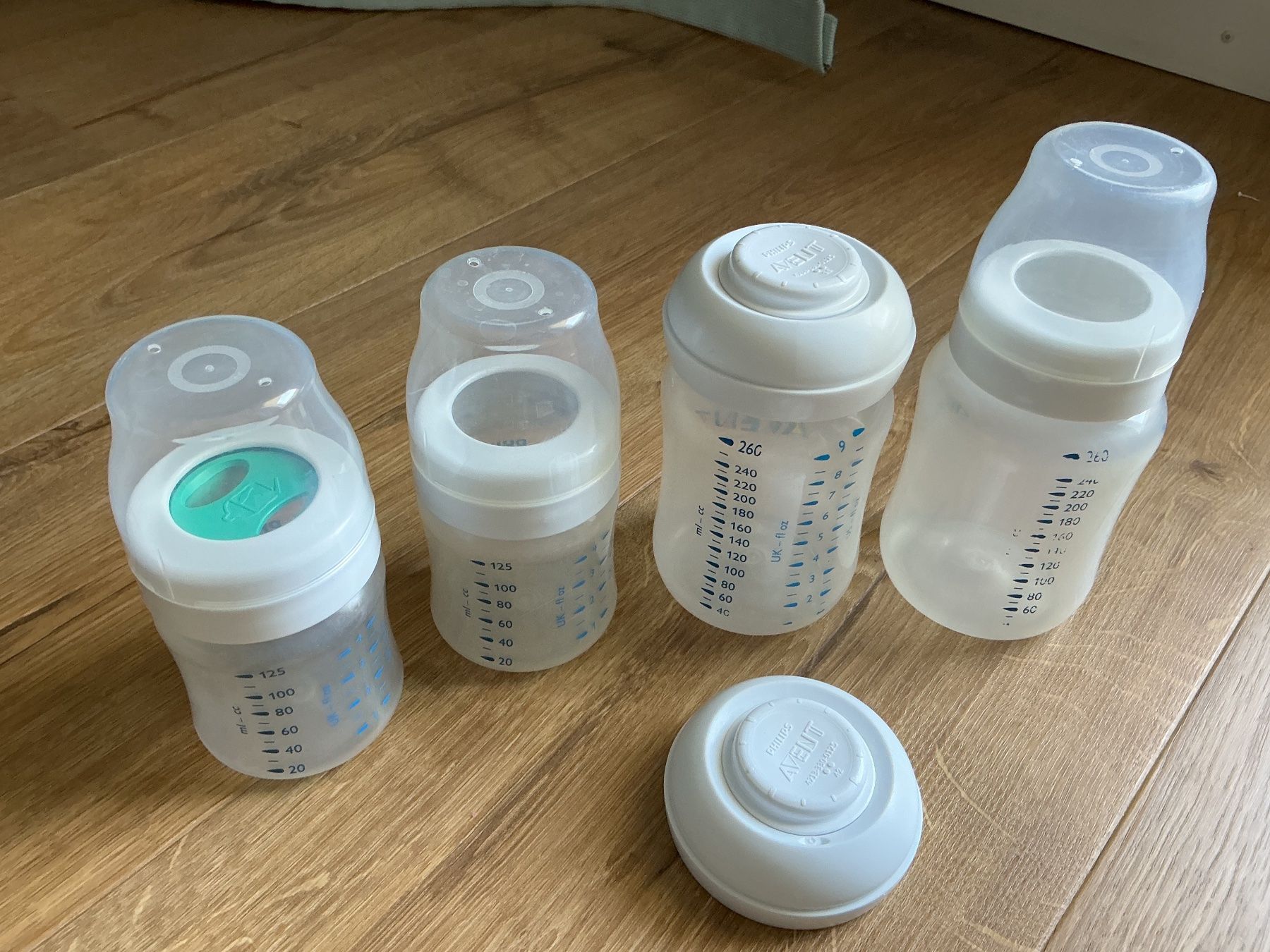Avent Baby-Mahlzeiten: Philips Avent Bottles – Gebraucht aus Brugg AG von Magna3 1