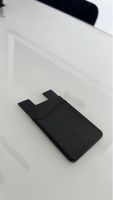 Praktische Handyhülle mit Kartenfach