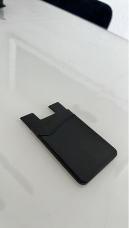 Praktische Handyhülle mit Kartenfach
