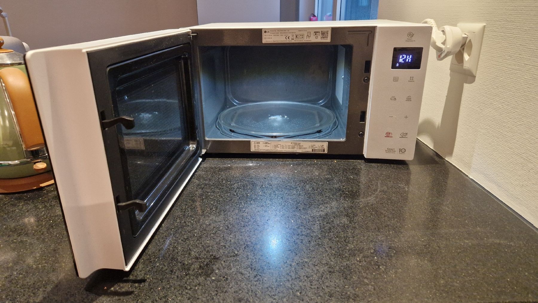 Küchengeräte: LG Mikrowelle – Gebraucht aus Zürich von kim_6wrd 2