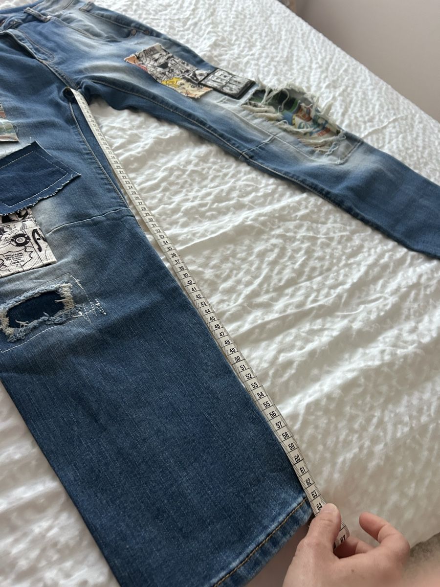 Jeans: Jeans mit Comic-Patches / Destroyed Look Gr. S – Usato da Winterthur venduto da celine_benz 7
