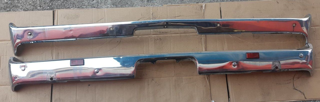 Dodge Tutti pezzi di ricambio auto: Dodge Challenger Stossstangen – Usato da Niedergösgen venduto da usc_8qc6