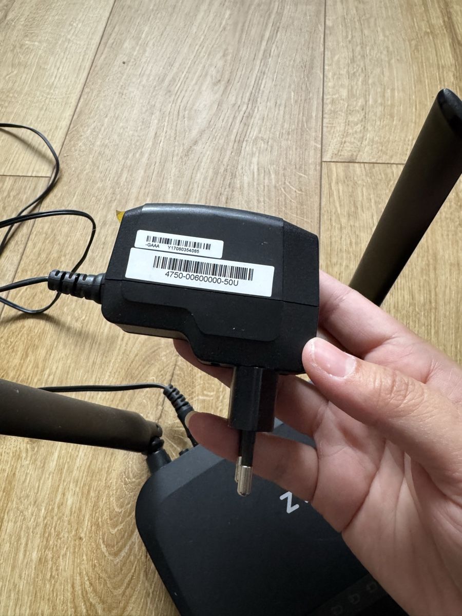 Zyxel Modem & Router: Zyxel Communications Corporation – Nuovo (secondo la descrizione) da Schübelbach venduto da Sambodscha 3