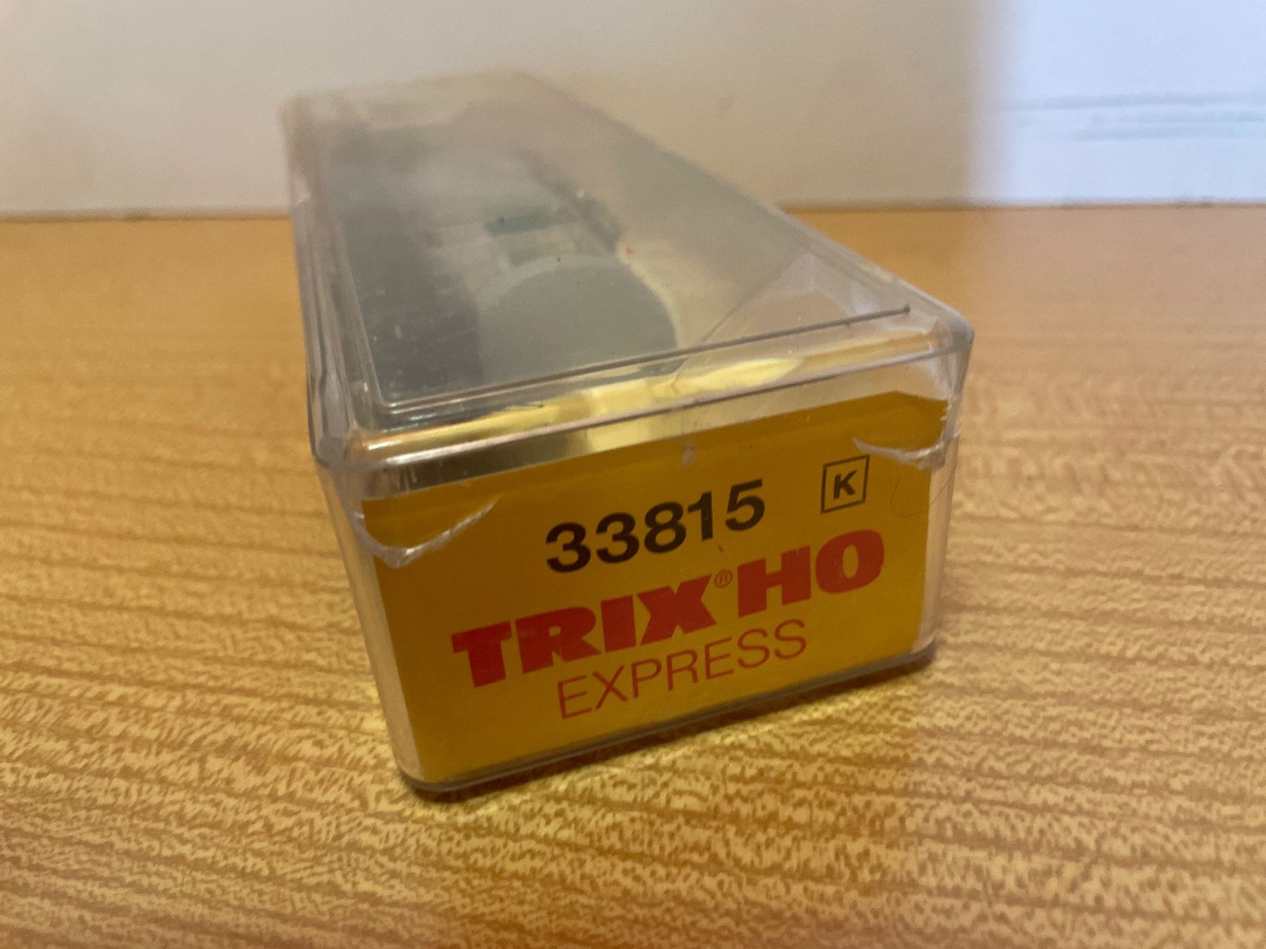 Trix Modellini di ferrovie: Trix Express H0 33815 BP Tankwagen – Usato da Suhr venduto da Daneli7 5