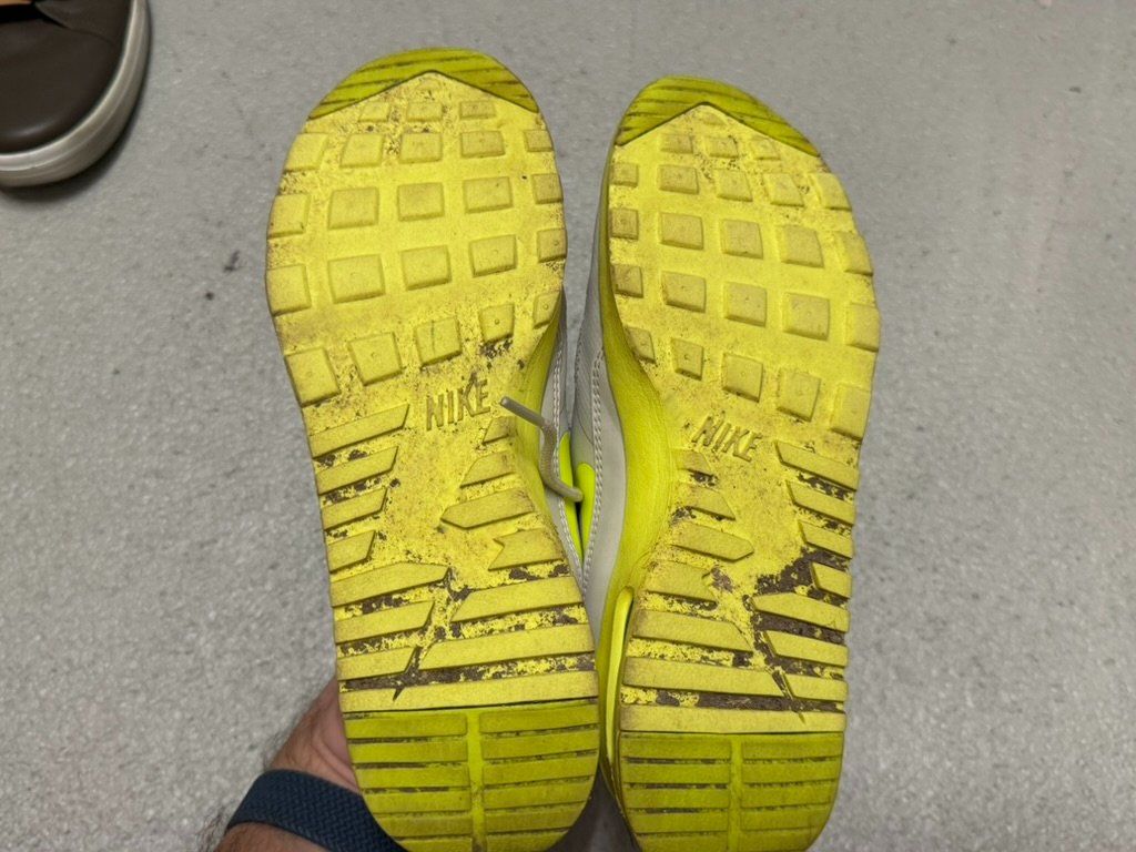 Nike Scarpe da donna: Nike Turnschuhe Grösse 39 – Usato da Boswil venduto da ReyTiburon 2