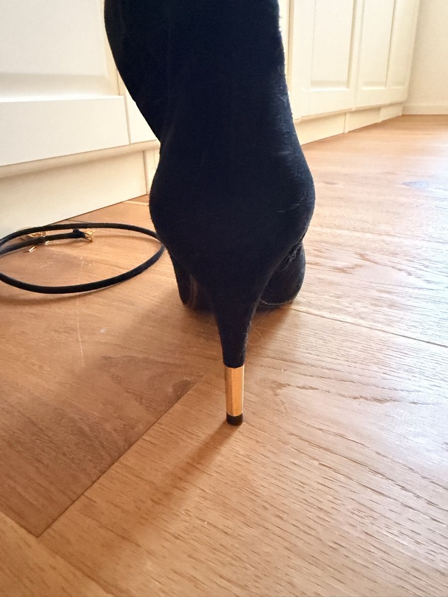 Tom Ford Damenschuhe: Tom Ford Knee High Boots – Gebraucht aus Stallikon von RTagel 3