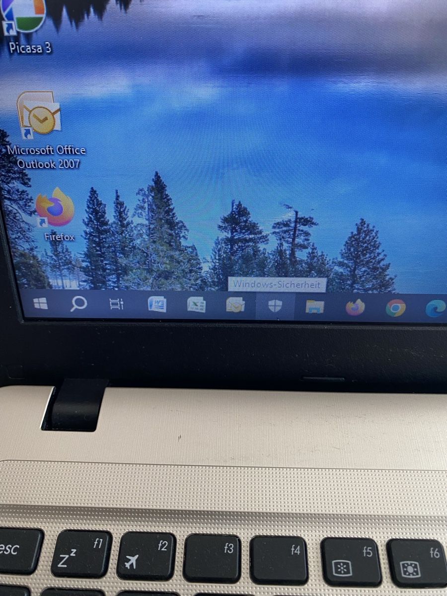 Asus Notebooks: Asus Laptop Vivobook X540M – Gebraucht aus Hinwil von Unternehmer