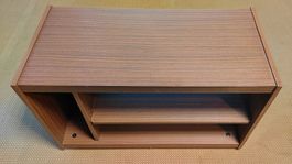 Stereo-Möbel und/oder TV-Möbel mit Auszug in braun mit Räder