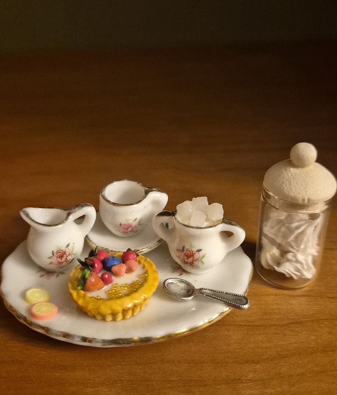 Puppenhäuser & -möbel: Teezeit im Puppenhaus – Gebraucht aus Schaffhausen von peggi77755 2