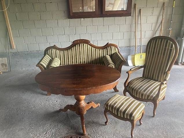 Divani: Biedermeier Sofa, Lehnstuhl & Tisch – Usato da Pfäffikon ZH venduto da tin_6jvl