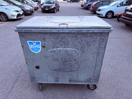 Verzinkter Abfall-Container mit Deckel auf Rollen