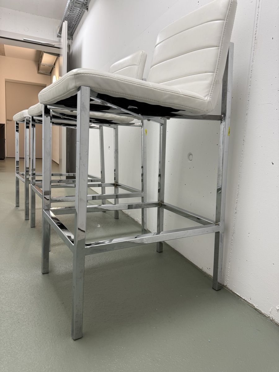 Seggioloni: 3 Modern White Bar Stools – Like New – Nuovo (secondo la descrizione) da Affoltern am Albis venduto da EGoncharova 6