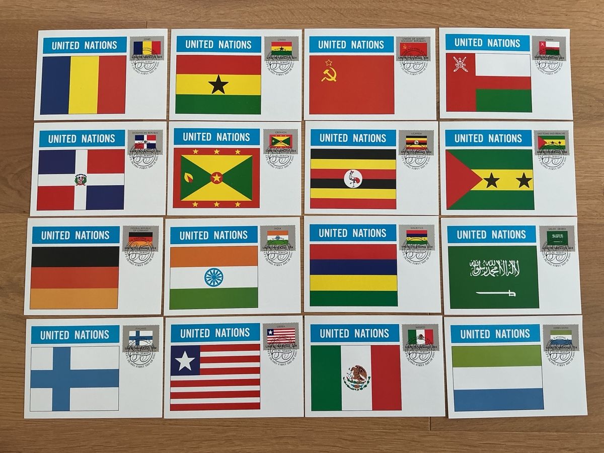 Cartoline: United Nations Flag Postcards 16 Stück – Usato da Glarus venduto da die_5yzq