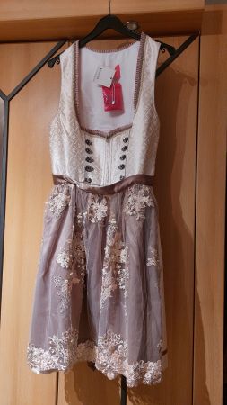 Wunderschönes Dirndl Krüger
