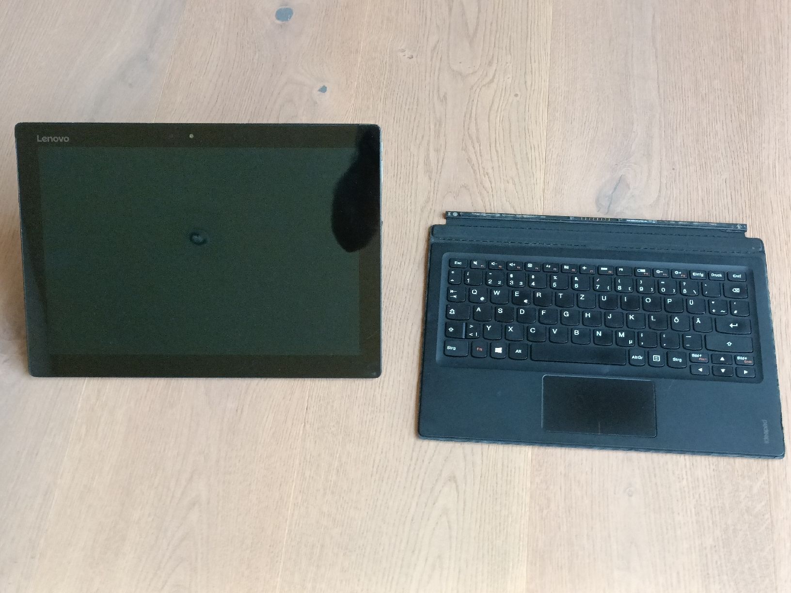 Lenovo Portables: Lenovo iPad  – D'occasion à Fläsch par Remigi 2
