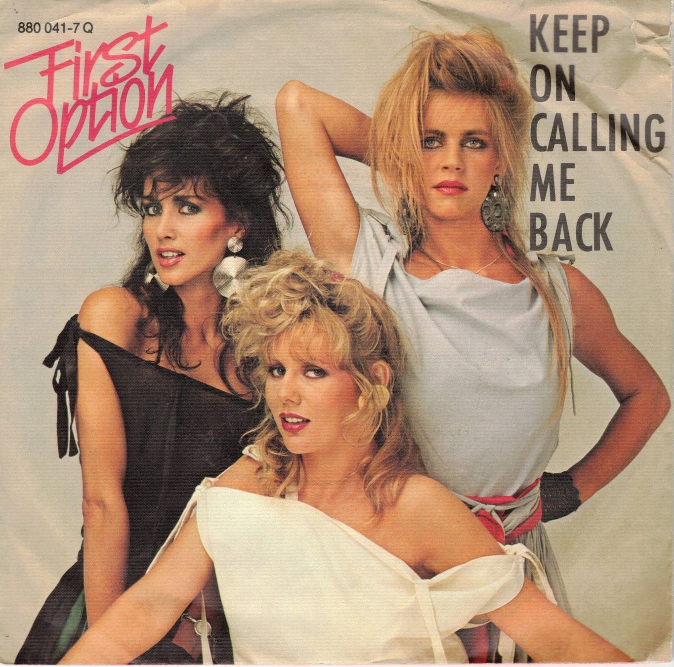 Vinyles: First option  --  Keep on calling me back  Single7 – D'occasion à Rheinau par thealbum