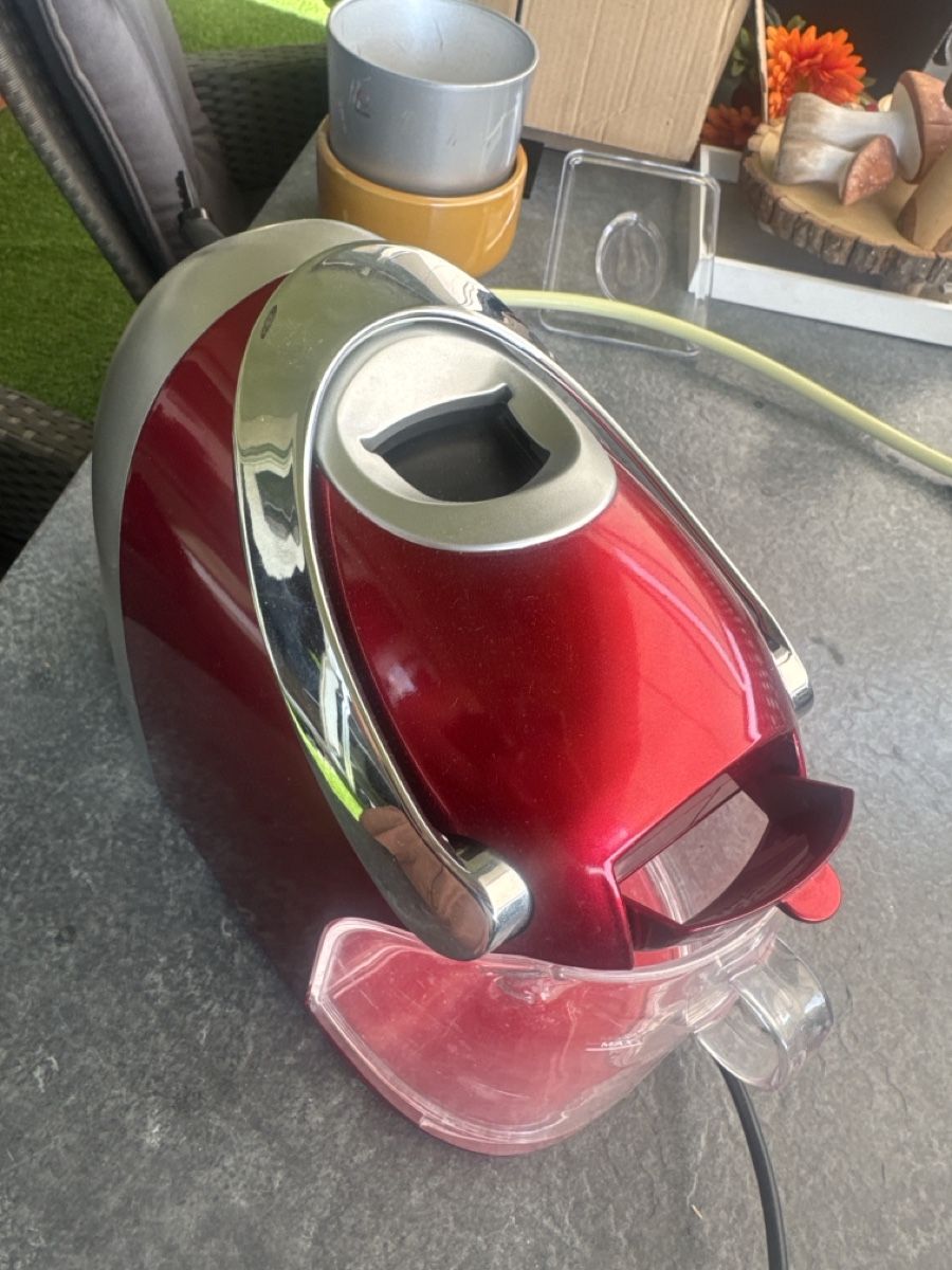 Macchine per caffè & Macchine per espresso: Red Chicco d'Oro Caffitaly Espresso Machine – Usato da Fahrweid venduto da AlexandraG30 3