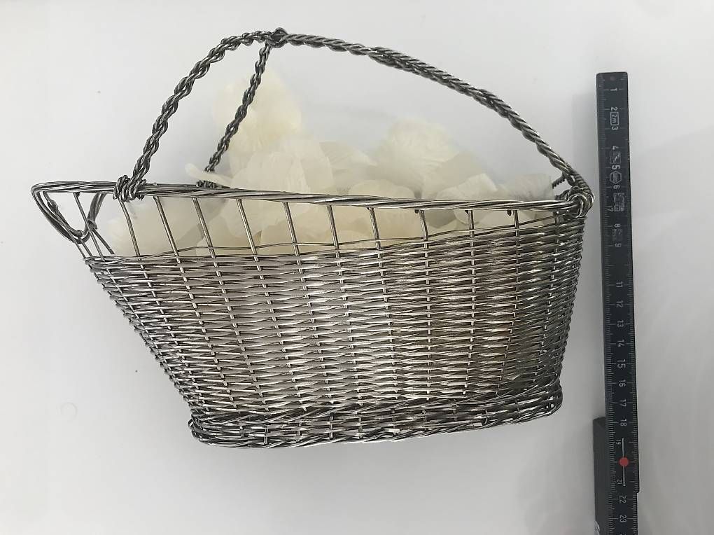 Altro per la casa: Brotkorb für Restaurant – Usato da Oetwil an der Limmat venduto da Prinzaessli123 1