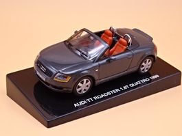 Audi TT Roadster 8N Phase I 1999-2000 dunkelgrau met.   1:43