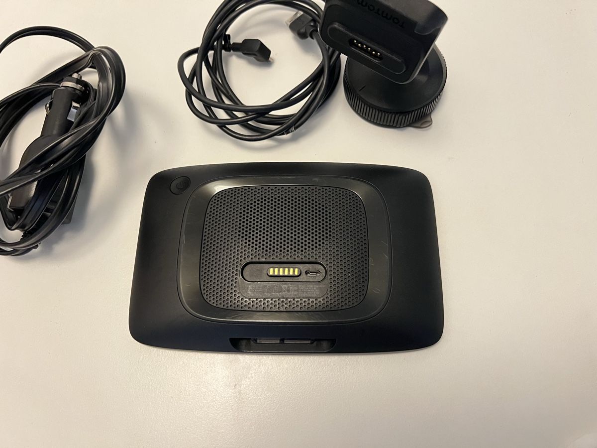 Tomtom Navigatori: TomTom GO 600 Navigation GPS mit Zubehör – Usato da Unterengstringen venduto da Sehr1986 2