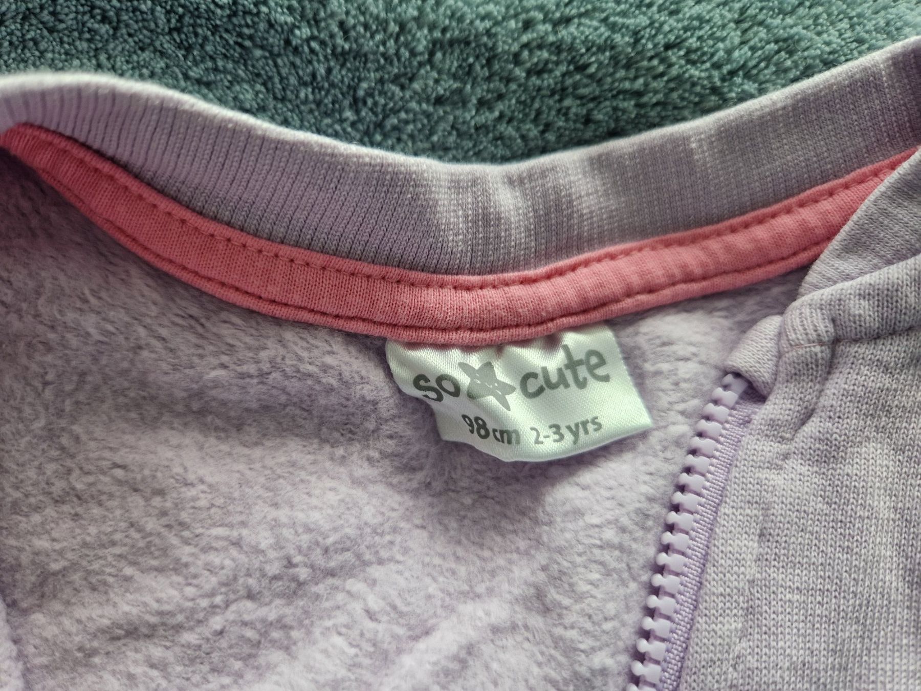 Maglioni & Felpe: Sweat-Jäckli grösse 98 – Usato da Heimberg venduto da Eleanor20 2