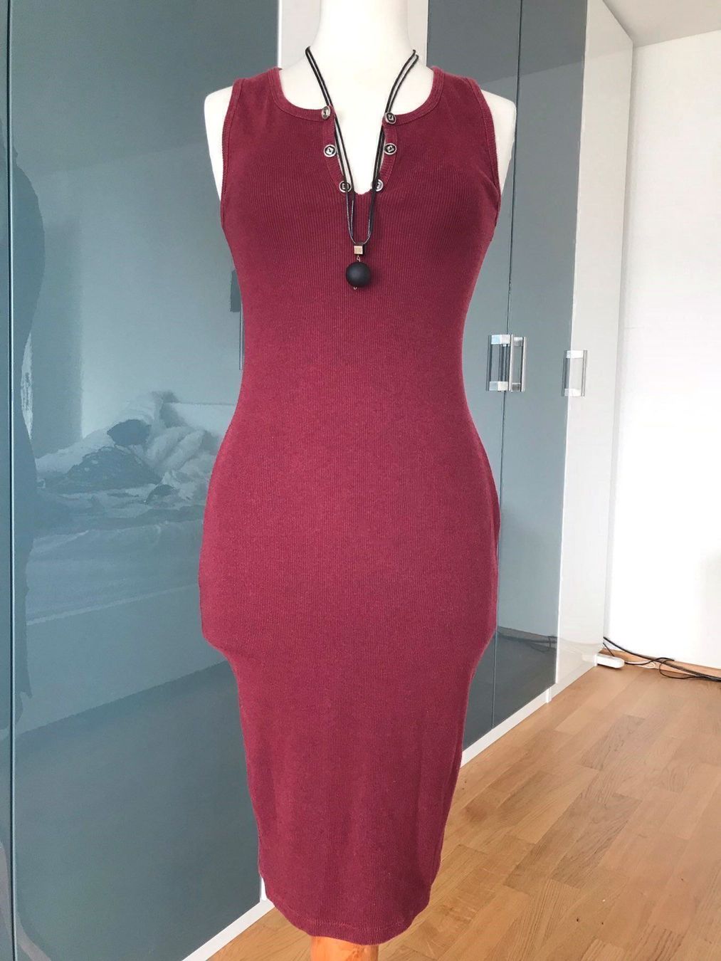 Vestiti: Kleid 38 M Rot elastisch – Usato da Dübendorf venduto da Levintreyer 2