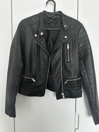 Damen Kunstlederjacke Grösse XS von Zara