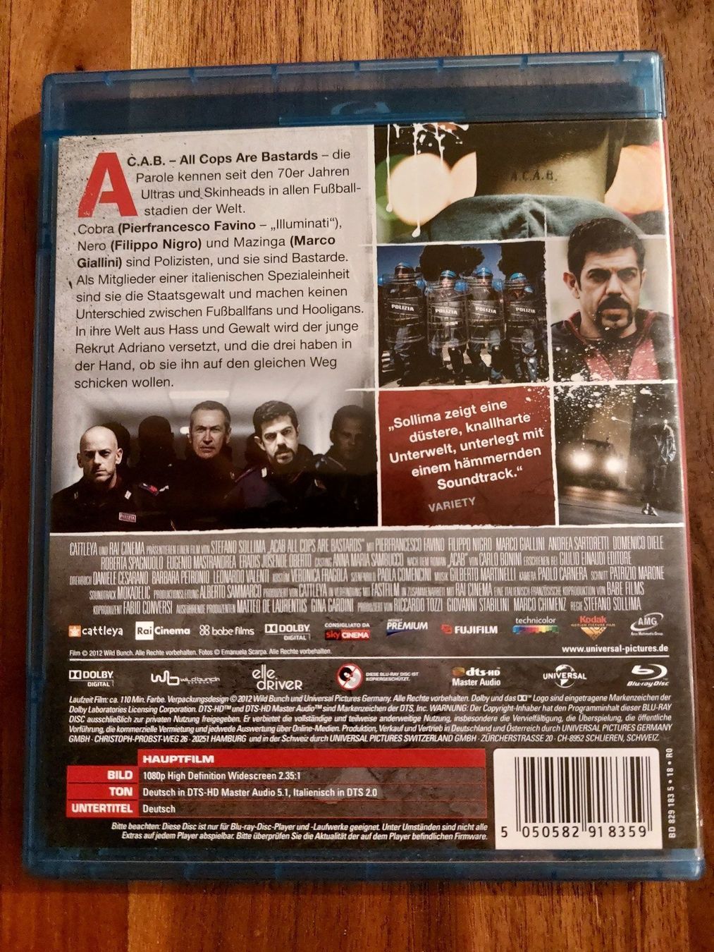Tous les DVDs: Blu Ray - A.C.A.B. All Cops Are Bastards – D'occasion à Rheinfelden par FilmAuktion 1