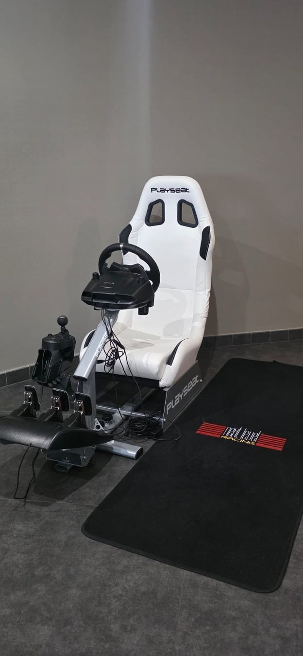 Playseat Stühle: Playseat Evolution + Logitech G920 + Shifter + Pédales + Tap – Neu (gemäss Beschreibung) aus Vernier von log_6bf7