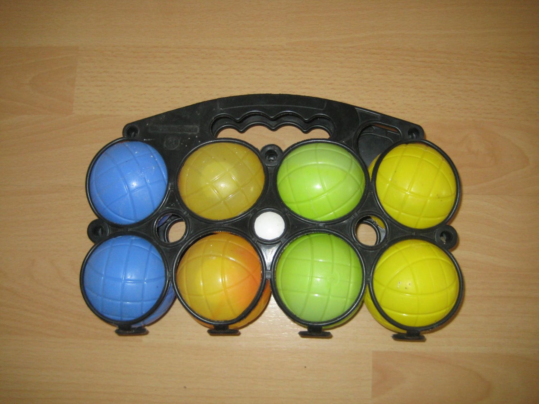 Spiele: Bunte Bocciakugeln (gebraucht) – Gebraucht aus Greifensee von Janali01 1