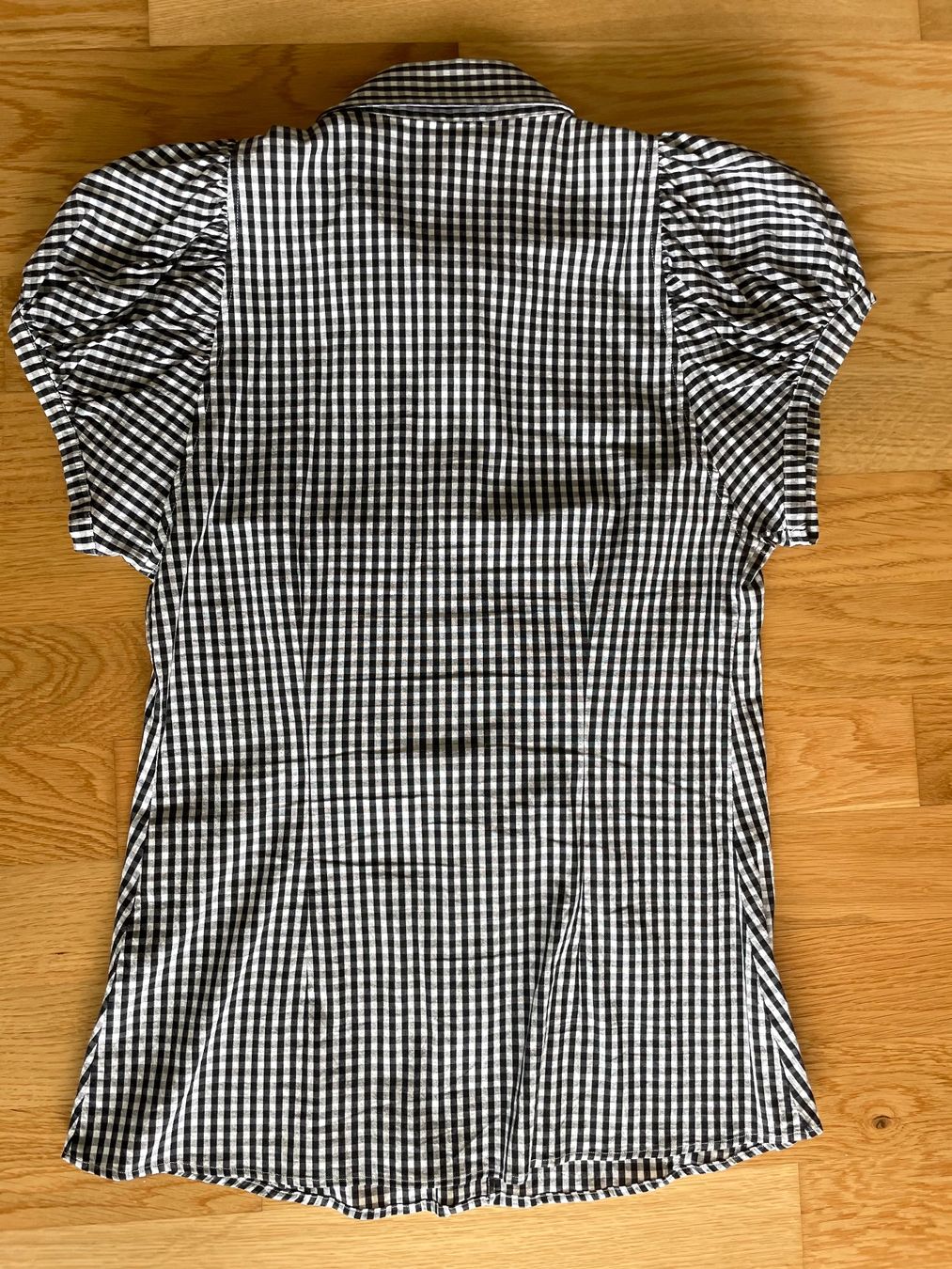 Pinko Camicette: Bluse PINKO – Usato da Richterswil venduto da IrynaL 1