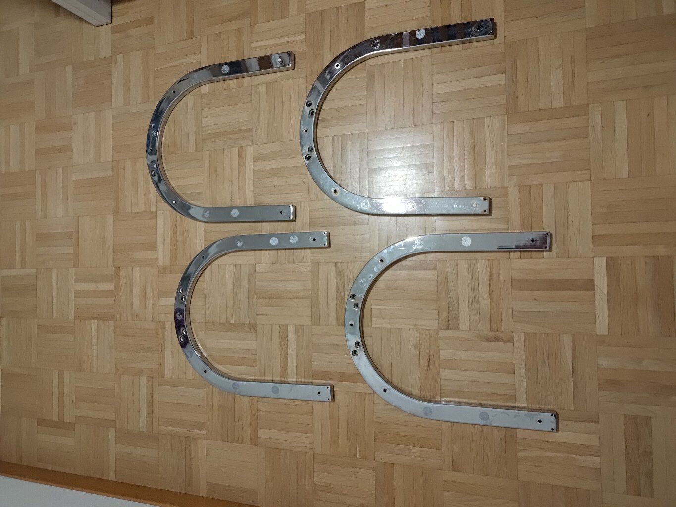 Supporti a parete: Stahl, Chrom oder Aluminium – Usato da Zug venduto da roche72
