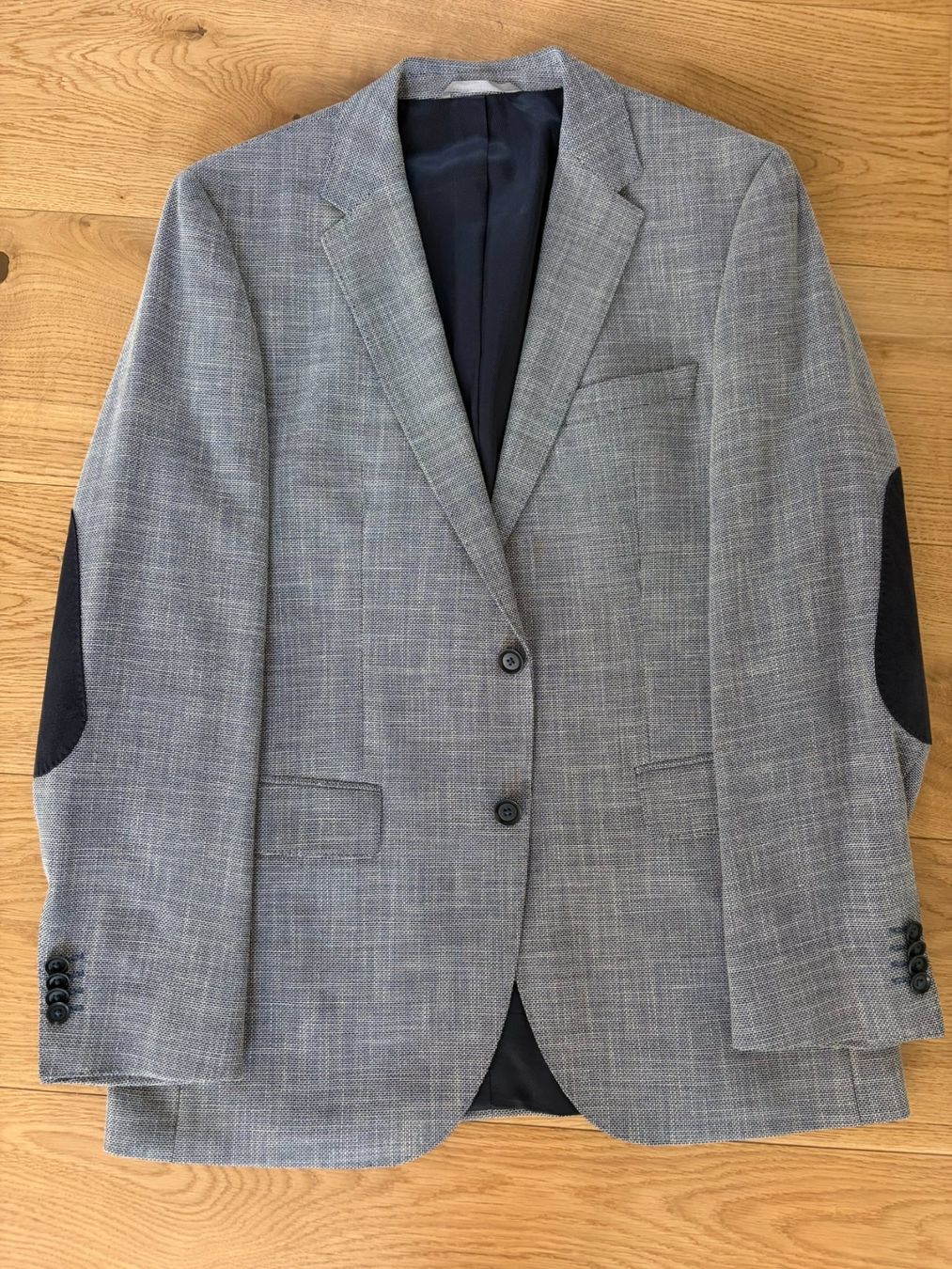 Hugo Boss Giacche: Blazer Veston Hugo Boss – Usato da Solothurn venduto da jmc_76cm