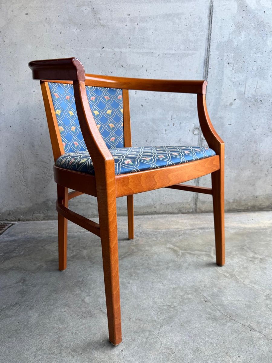 Chaises: Restaurant-Business Stühle – D'occasion à Castel San Pietro par lau_cf6w 3