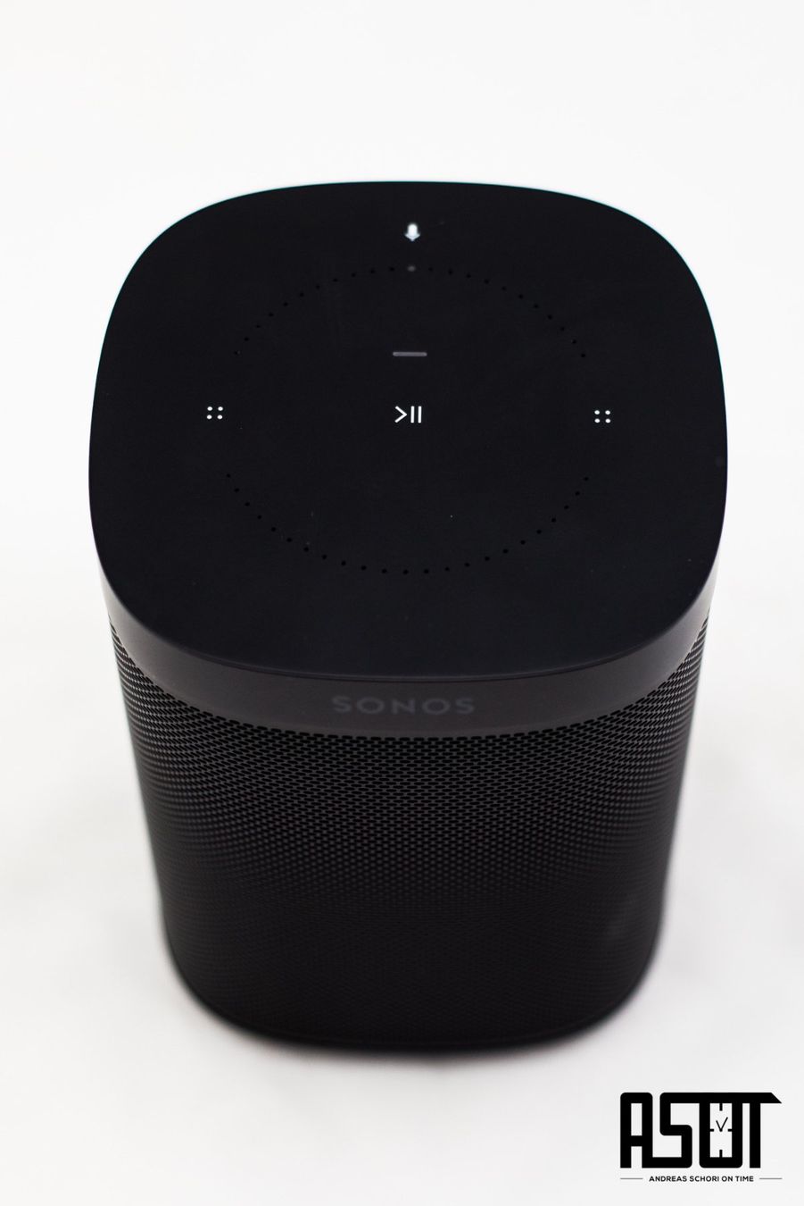 Tutti i DVDs: SONOS ONE Schwarz – Nuovo (secondo la descrizione) da Neuhausen am Rheinfall venduto da .A.sh.