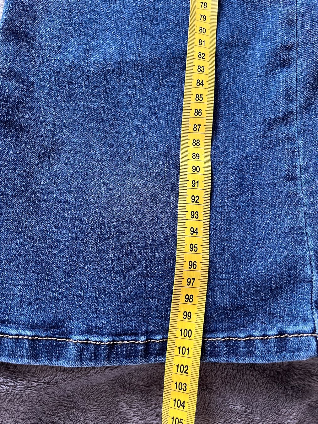 Jeans: New jeans with stones size S – Nuovo (secondo la descrizione) da Chêne-Bougeries venduto da Seetooyoo 5