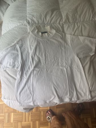 T-shirt blanc Brandy Melville, parfait pour l'été !