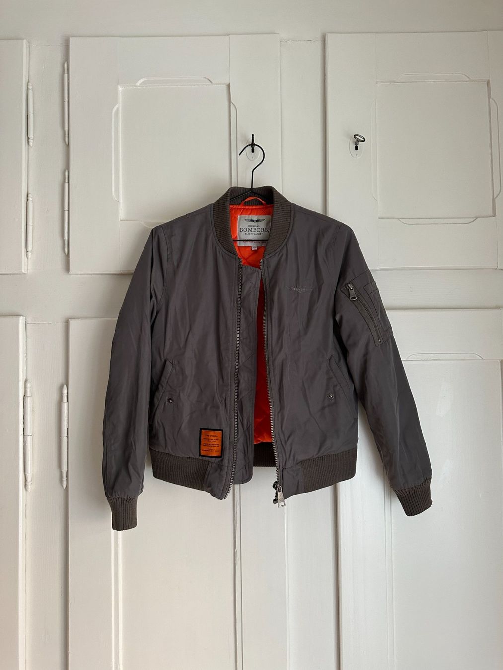 Giacche: BOMBERS ORIGINAL - Bomberjacke khaki S – Usato da Zürich venduto da Diazaio